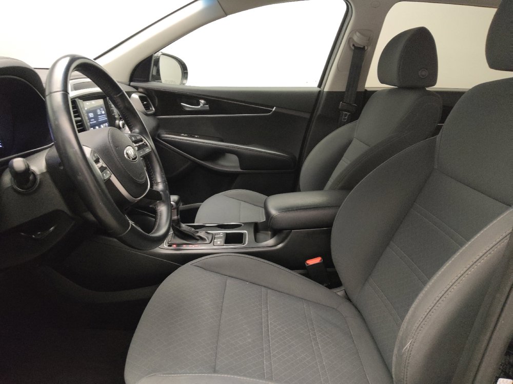 Used 2020 Kia Sorento S image 17