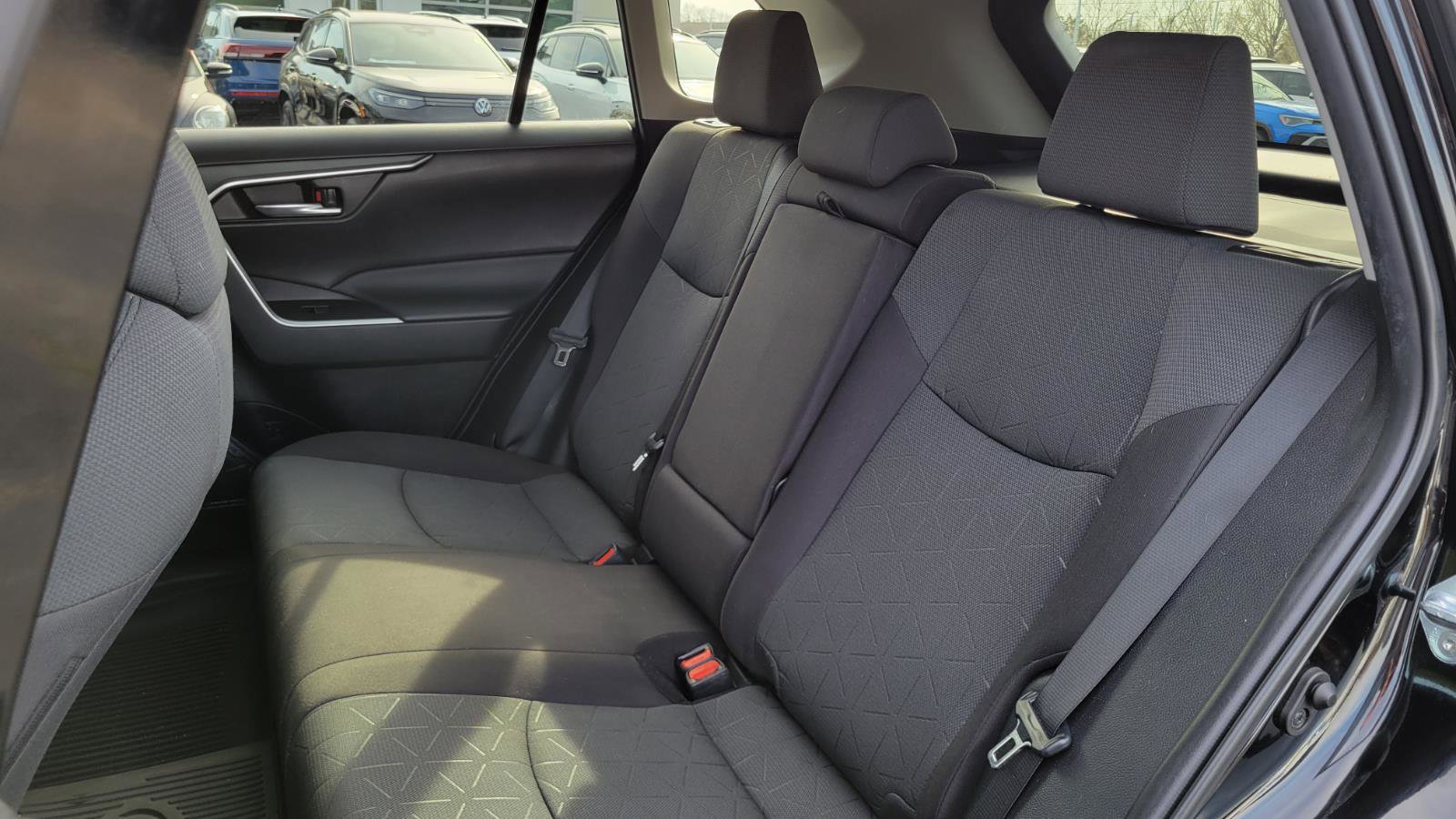 Used 2023 Toyota RAV4 XLE w/ Convenience Package image 33