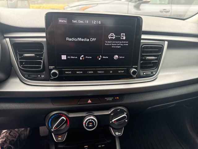 Used 2023 Kia Rio S image 9