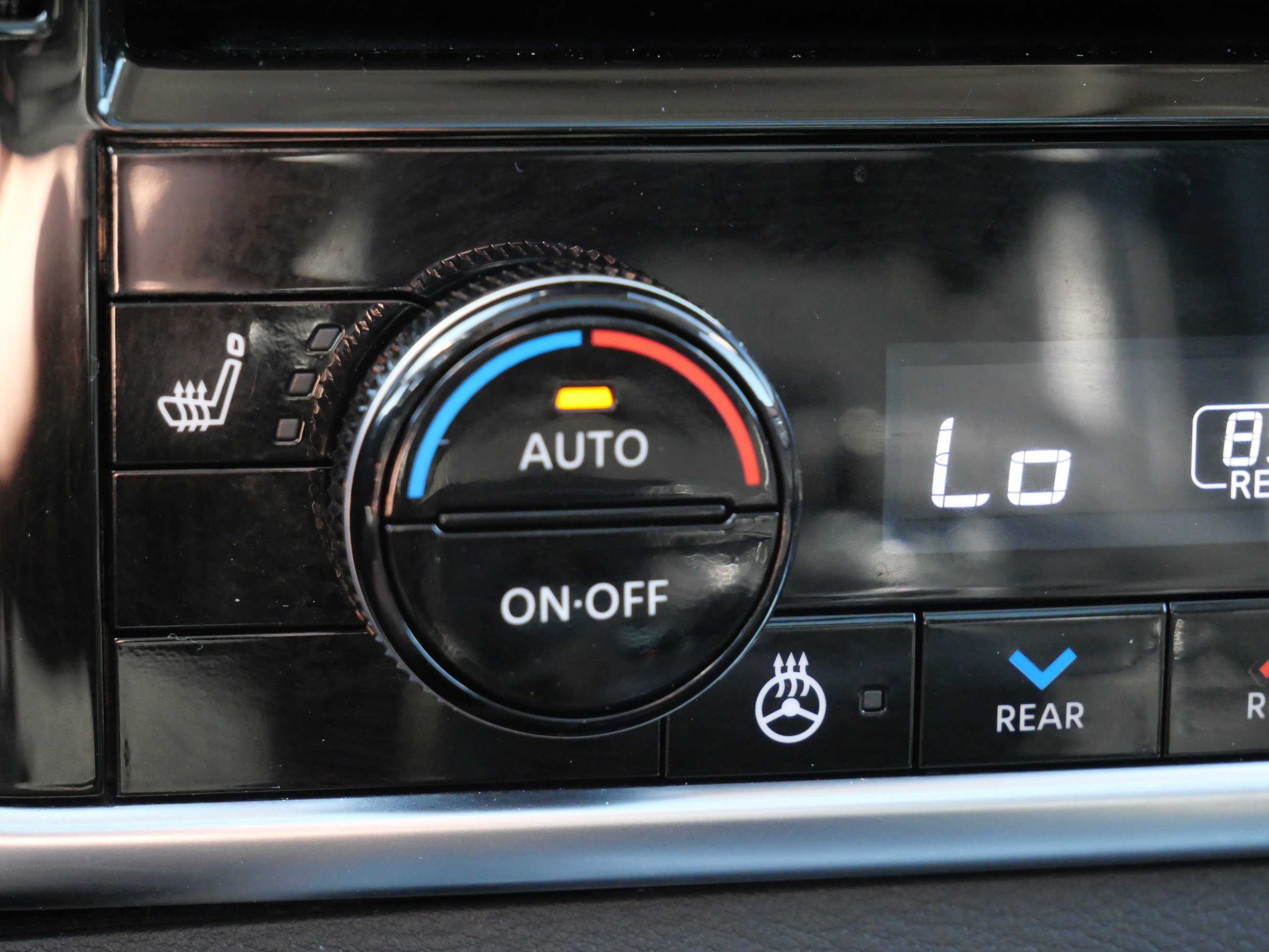 Used 2021 Nissan Rogue Platinum AWD/4WD image 33