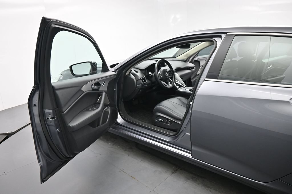 Used 2023 Acura TLX w/ Technology Package FWD image 8