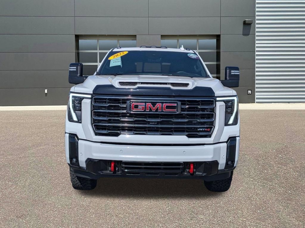 Used 2025 GMC Sierra 3500 AT4 w/ AT4 Premium Plus Package AWD/4WD image 2