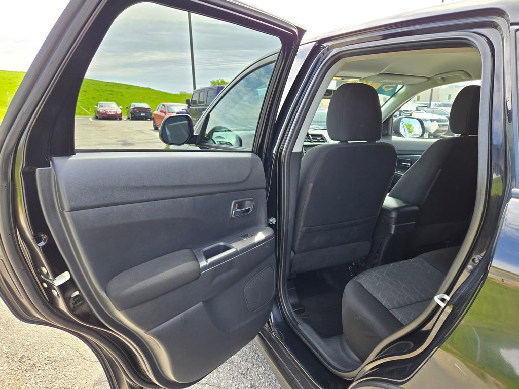Used 2020 Mitsubishi Outlander Sport AWD image 23