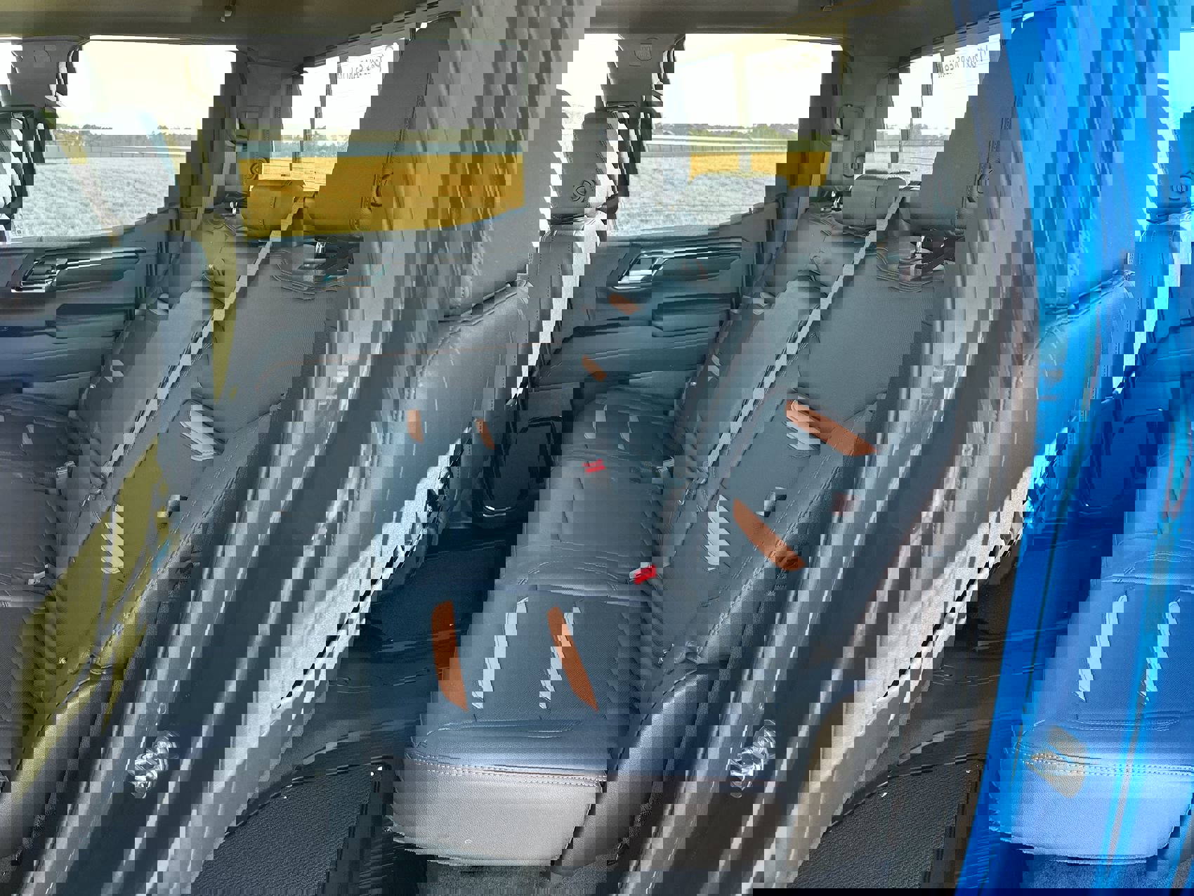 Used 2024 GMC Sierra 1500 AT4 w/ Technology Package image 23