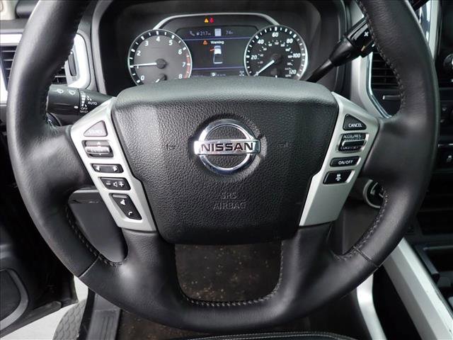 Used 2020 Nissan Titan SL w/ Moonroof Package image 13