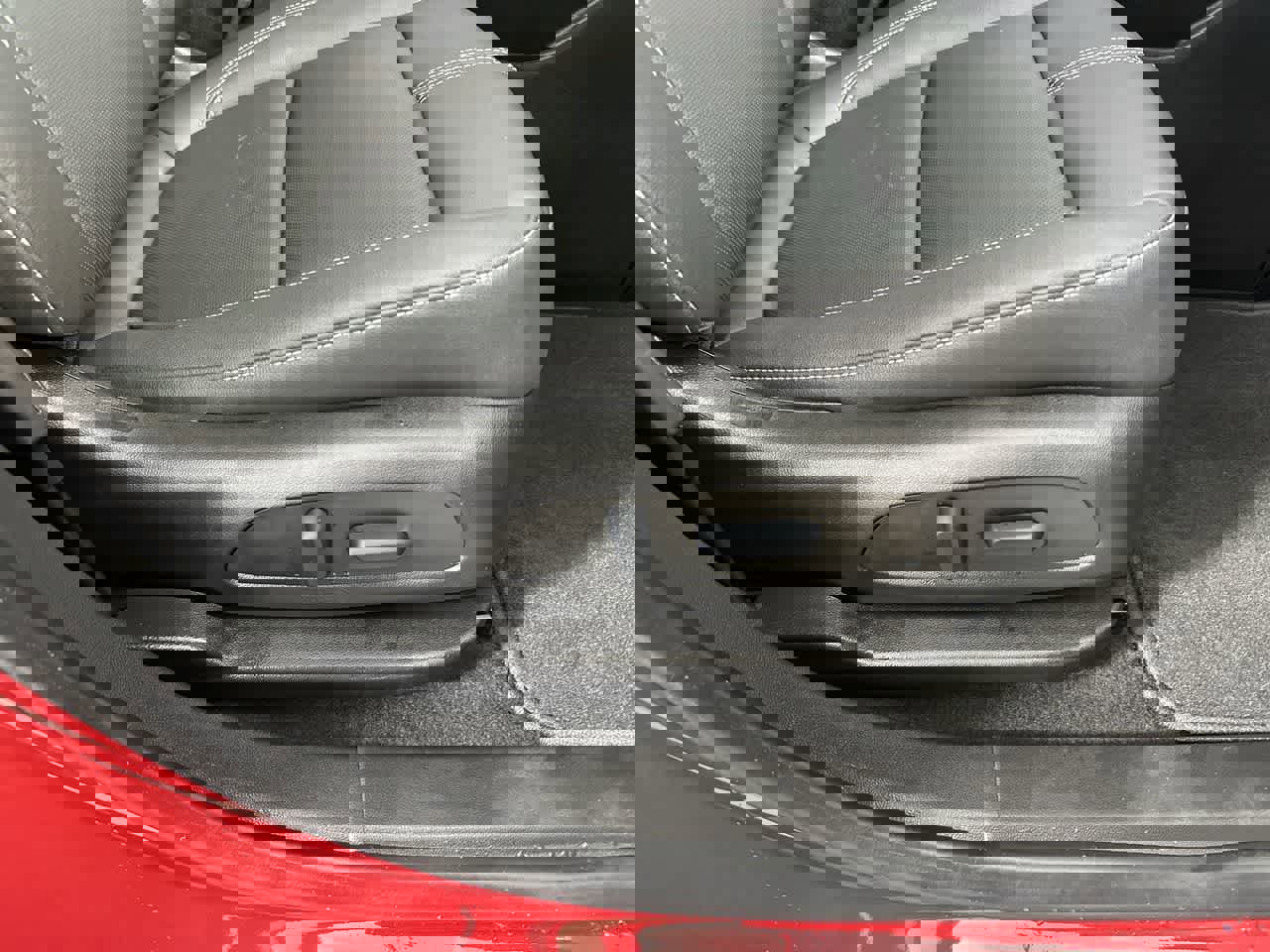 Used 2023 Chevrolet Blazer LT w/ Midnight/Sport Edition image 23