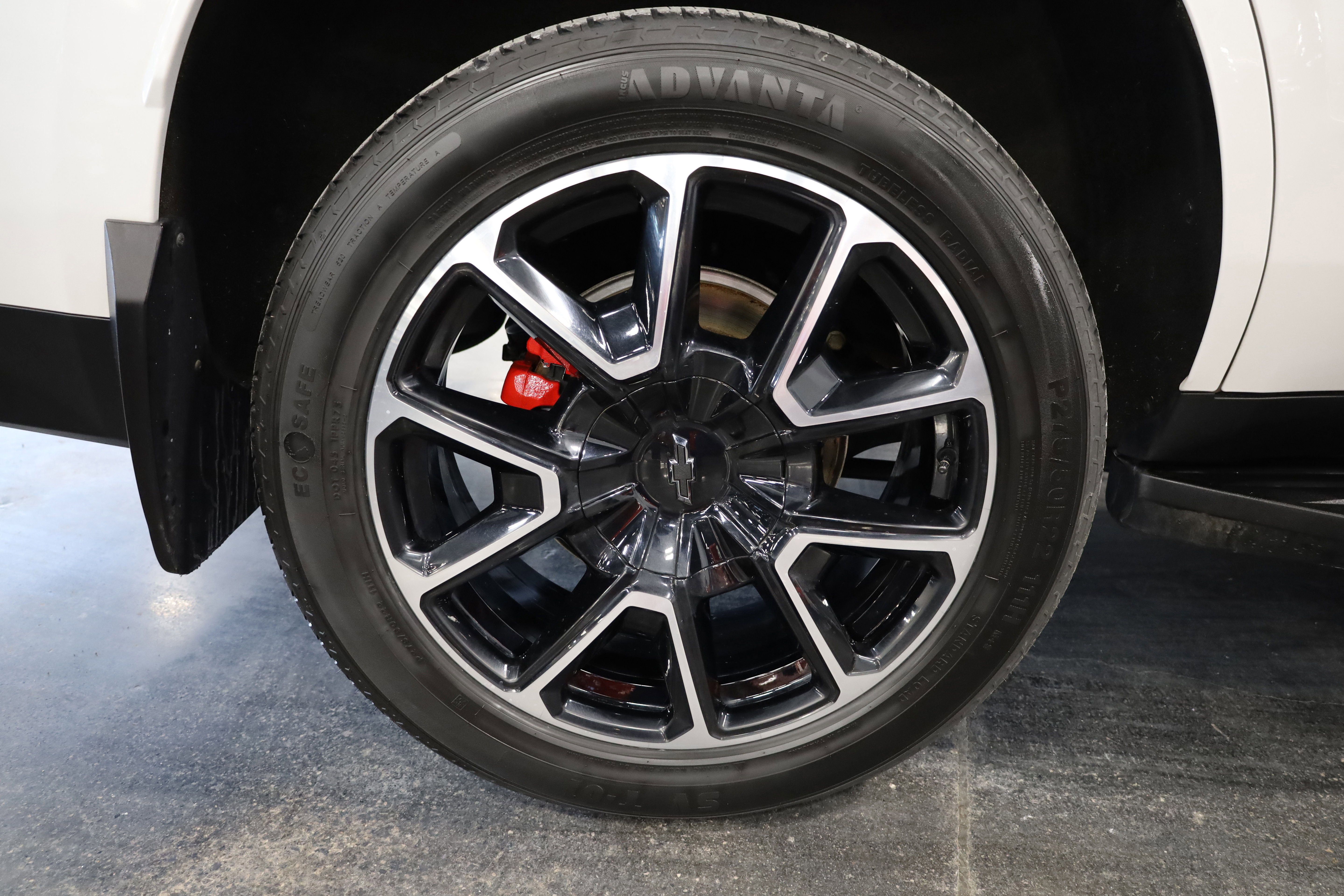 Used 2022 Chevrolet Tahoe RST w/ Luxury Package image 11