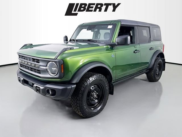 Used 2023 Ford Bronco Black Diamond image 3