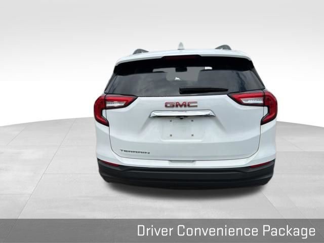 Used 2023 GMC Terrain SLE w/ Driver Convenience Package FWD image 13