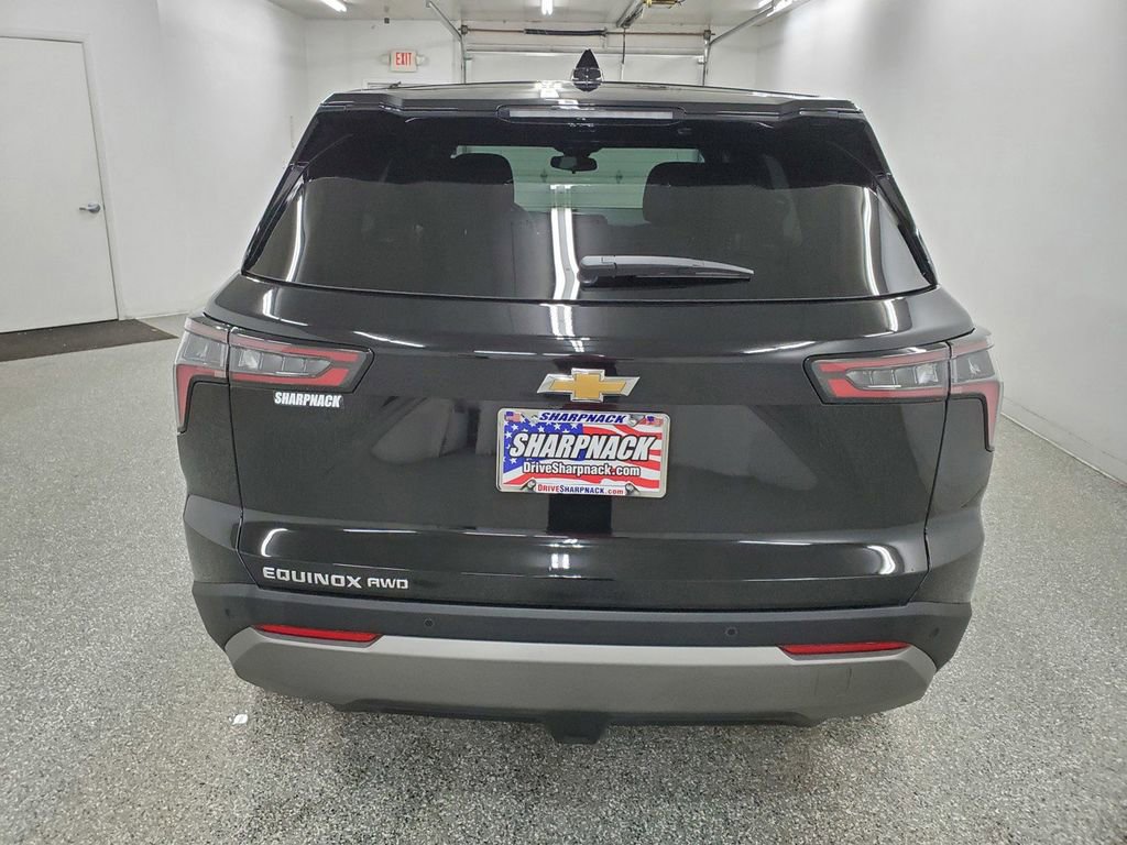 Used 2026 Chevrolet Equinox LT AWD/4WD image 6
