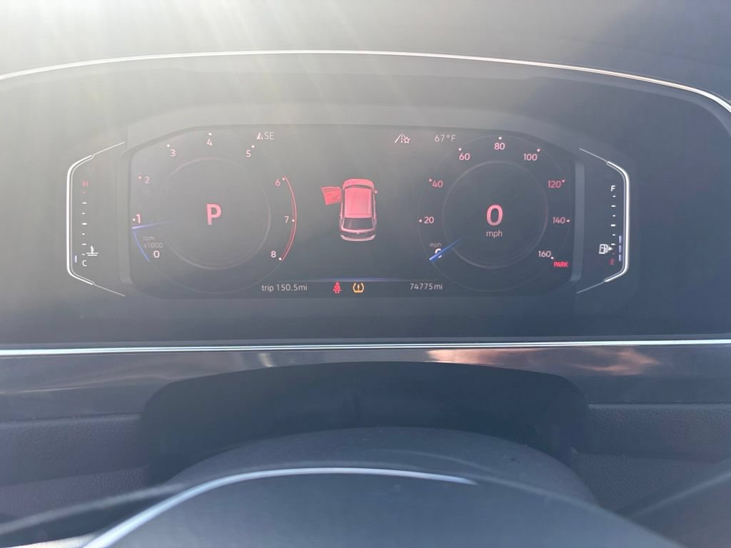 Used 2019 Volkswagen Tiguan SEL Premium AWD/4WD image 18