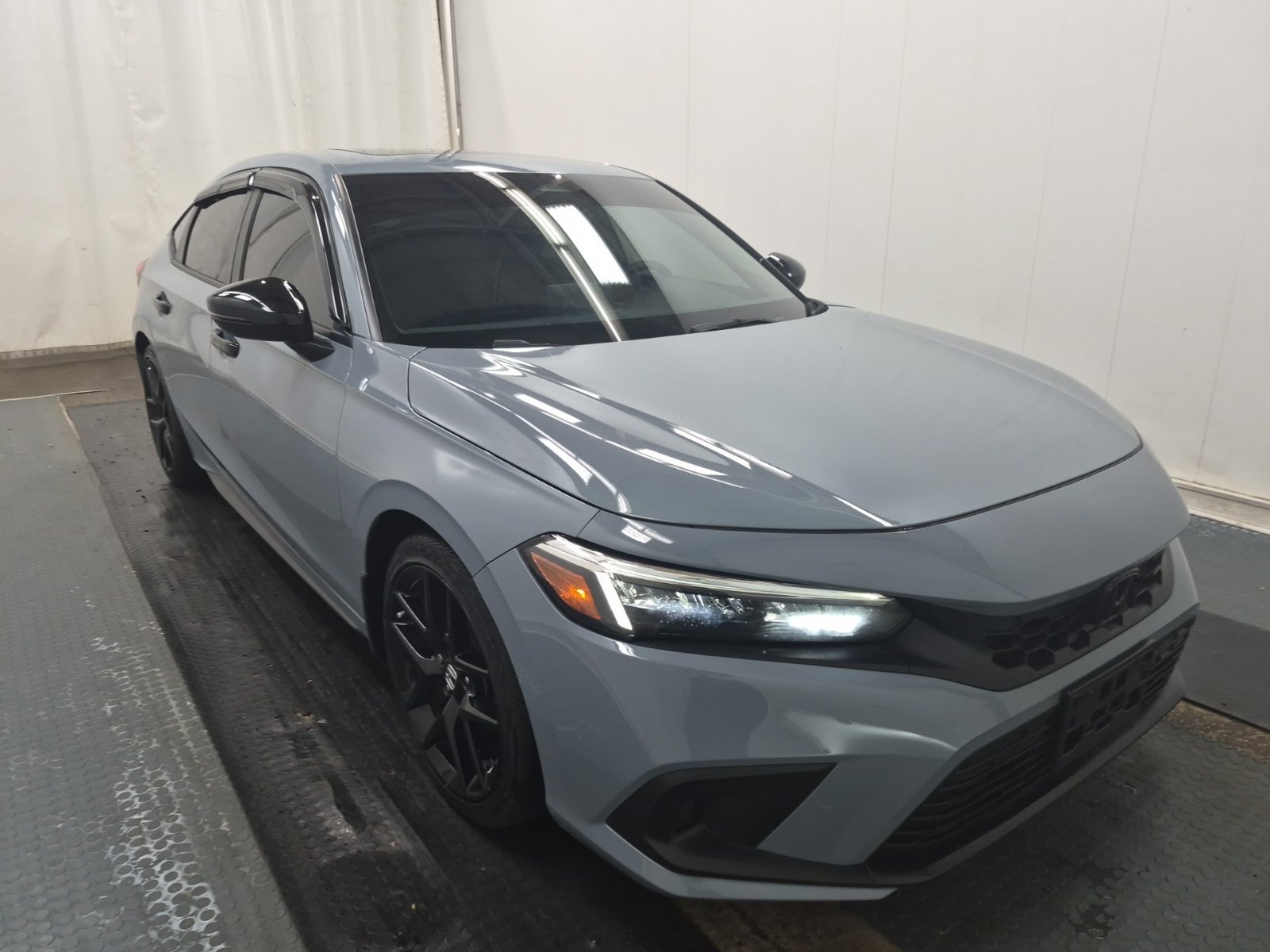 Used 2024 Honda Civic Sport Touring image 5