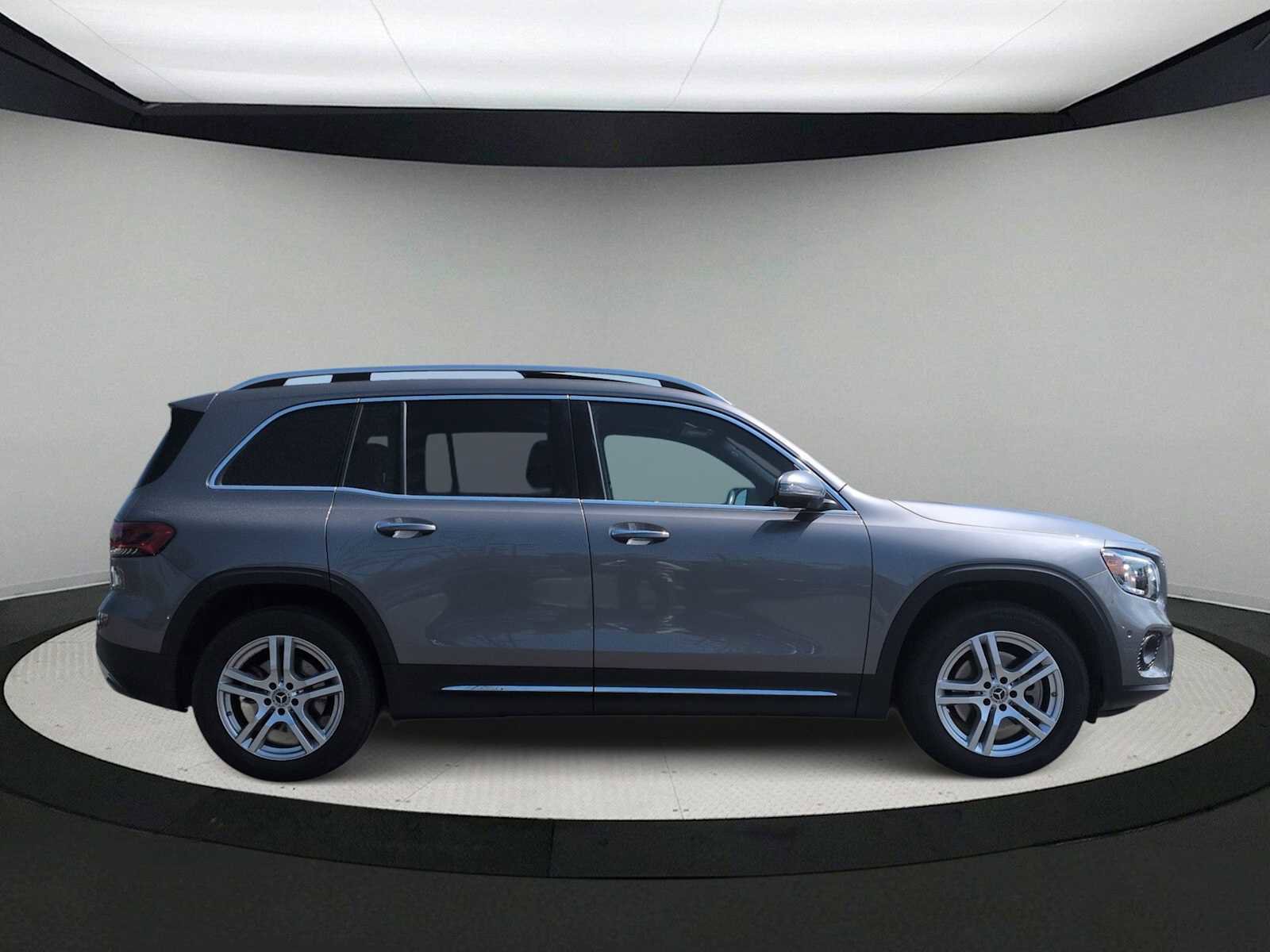 Used 2020 Mercedes-Benz GLB 250 4MATIC image 9