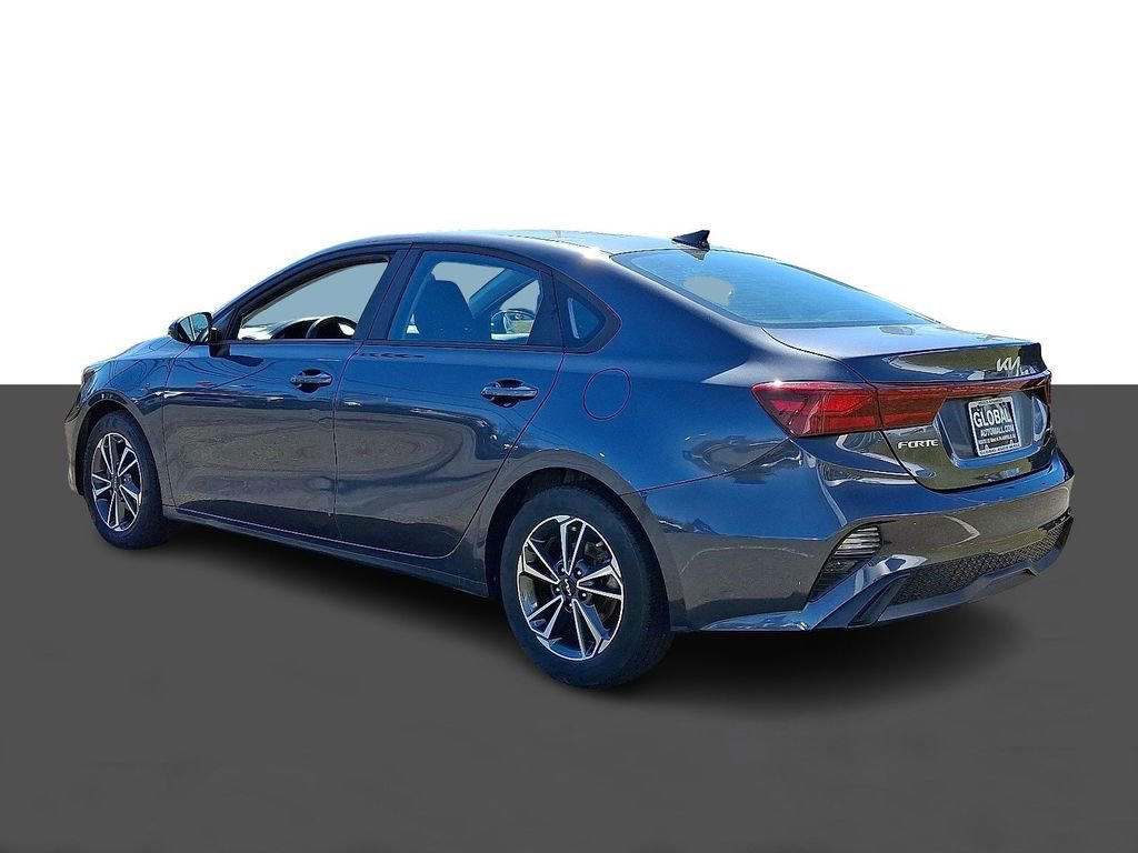 Used 2023 Kia Forte LXS image 5