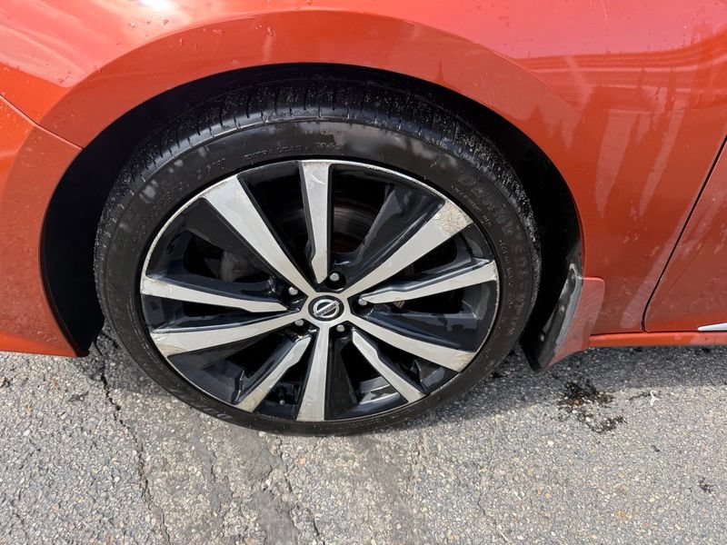 Used 2020 Nissan Altima 2.5 SR FWD image 17