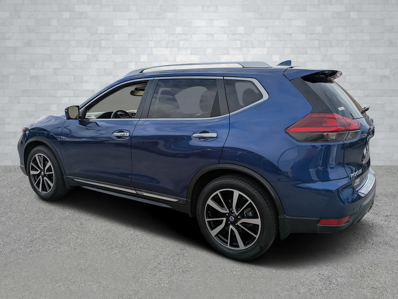 Used 2020 Nissan Rogue SL w/ Premium Package image 7