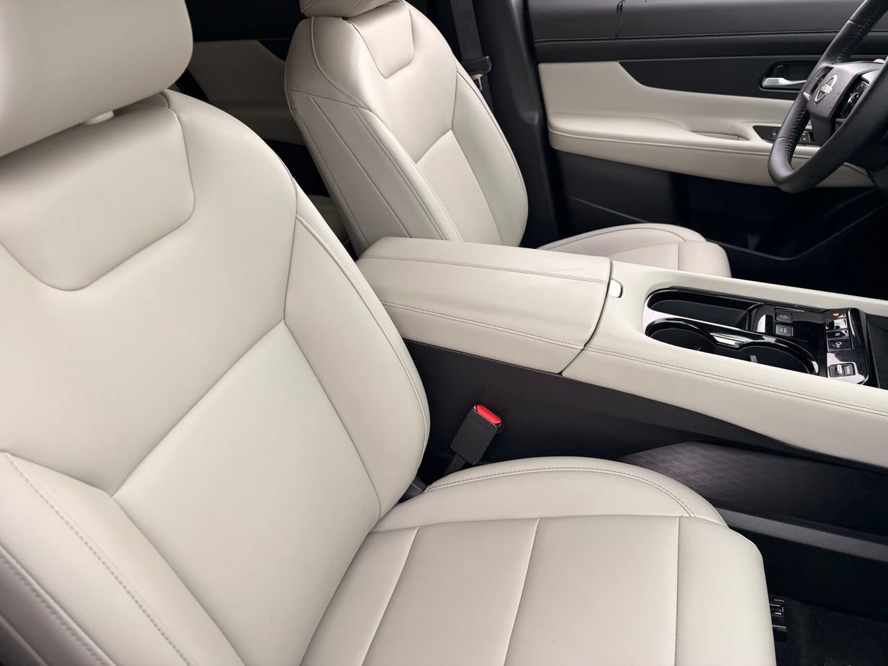 Certified 2025 Nissan Murano SV AWD/4WD image 11