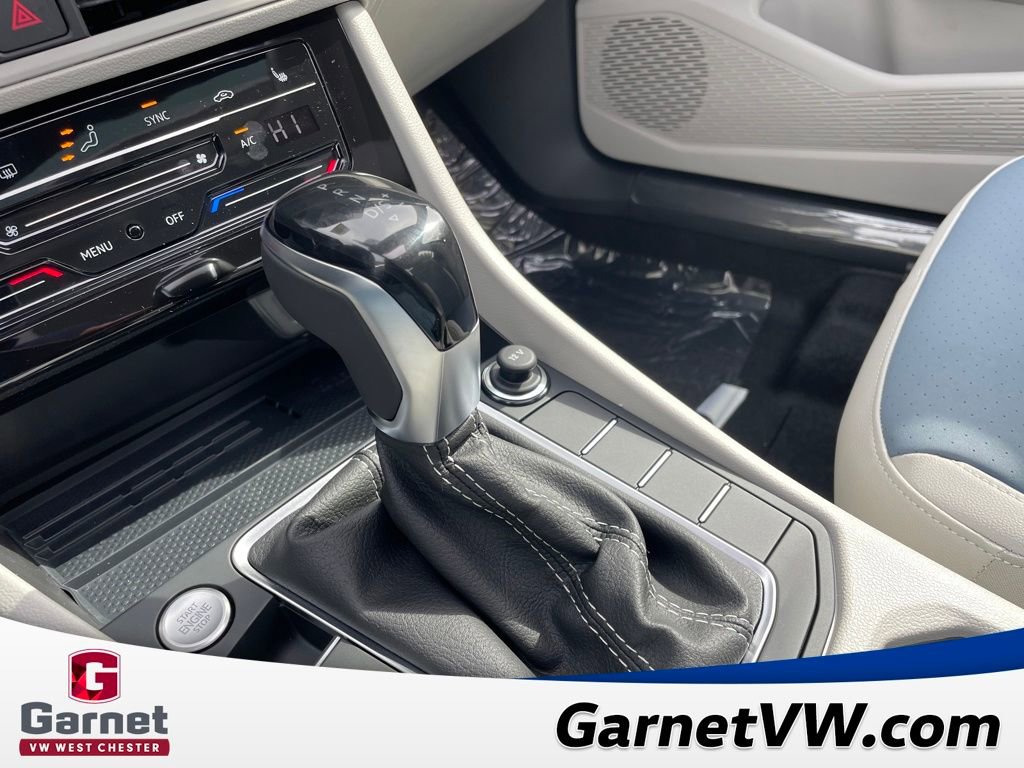 New 2026 Volkswagen Jetta SE image 9