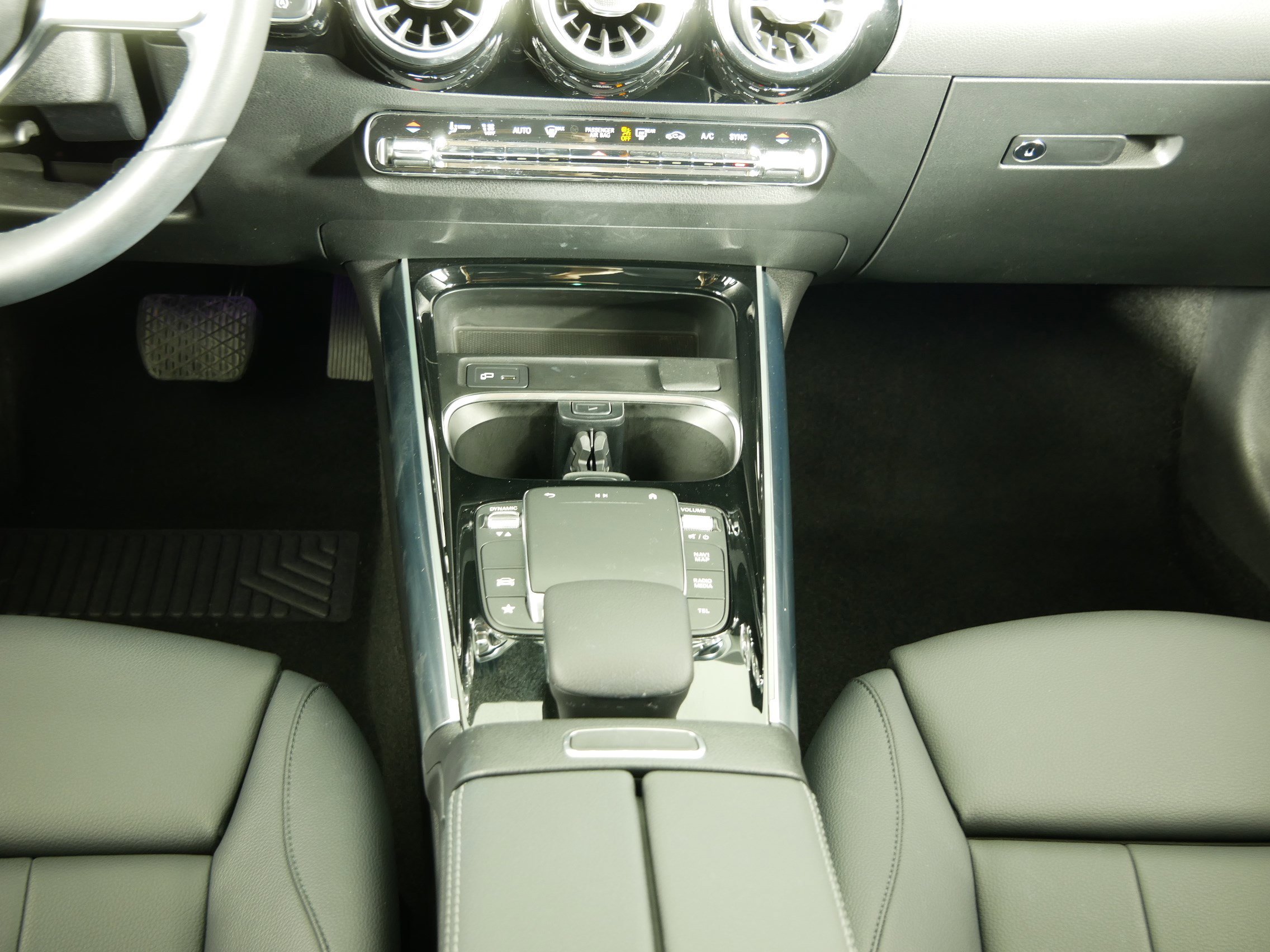 Used 2021 Mercedes-Benz GLA 250 4MATIC image 18