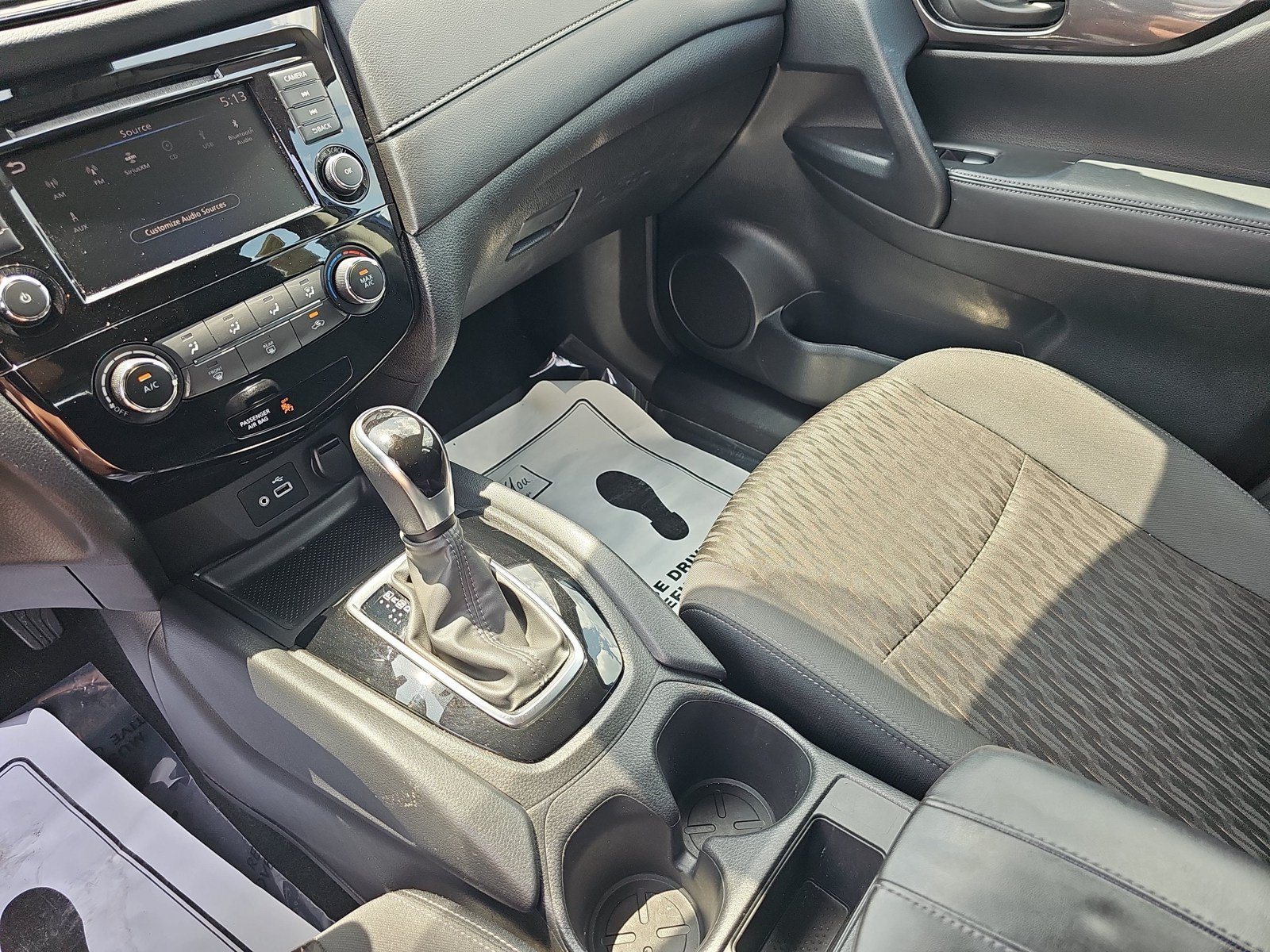 Used 2020 Nissan Rogue S AWD/4WD image 21