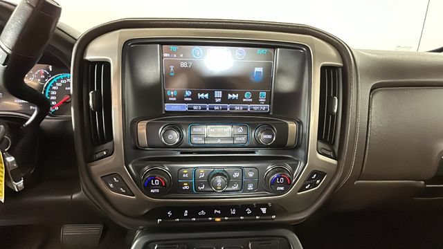 Used 2018 GMC Sierra 2500 Denali w/ Duramax Plus Package AWD/4WD image 22