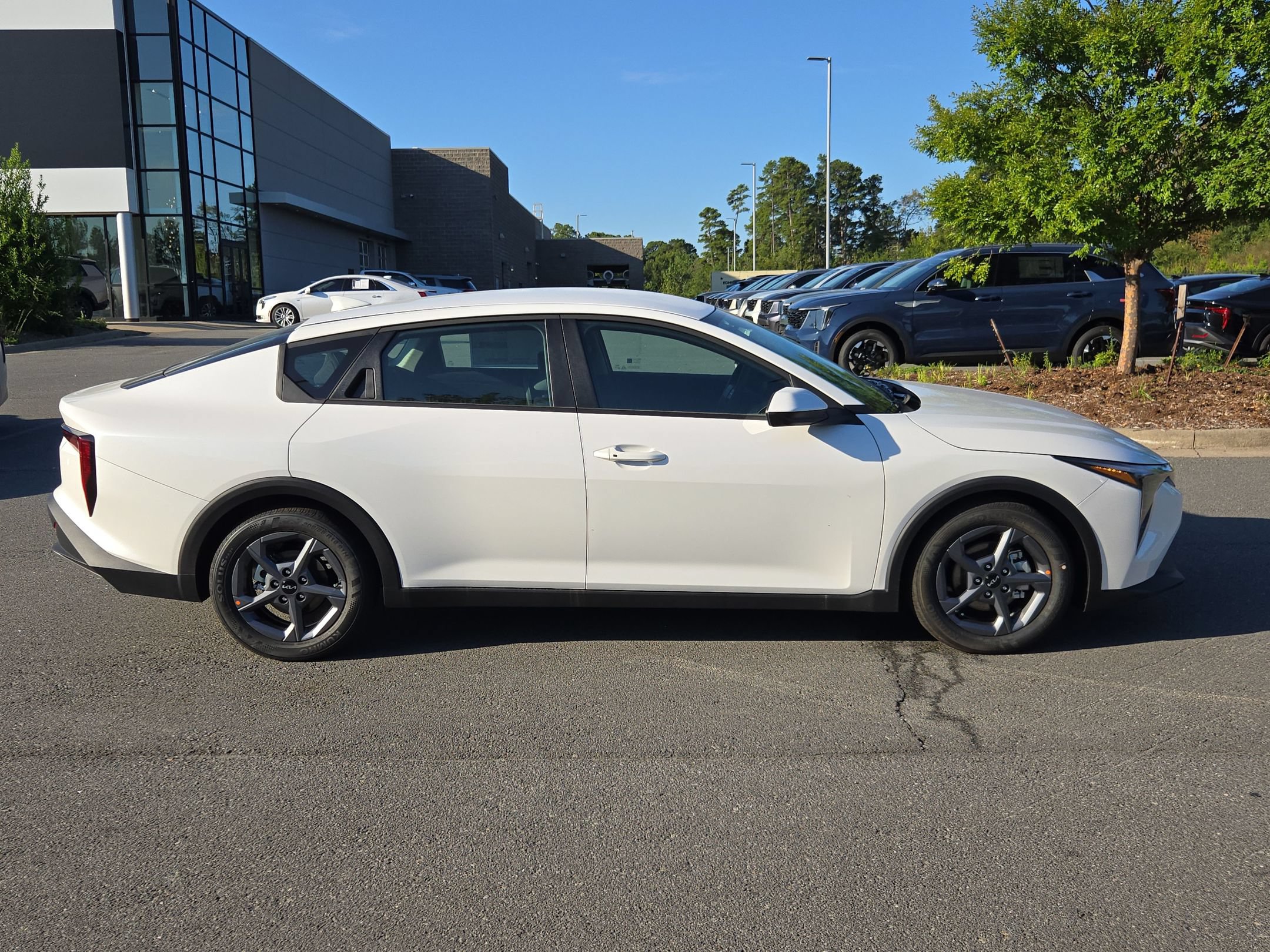 New 2026 Kia K4 FWD image 8