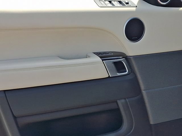 Used 2016 Land Rover Range Rover Sport HSE AWD/4WD image 19
