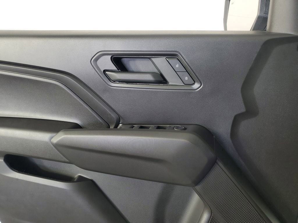 Used 2025 Chevrolet Colorado W/T image 28