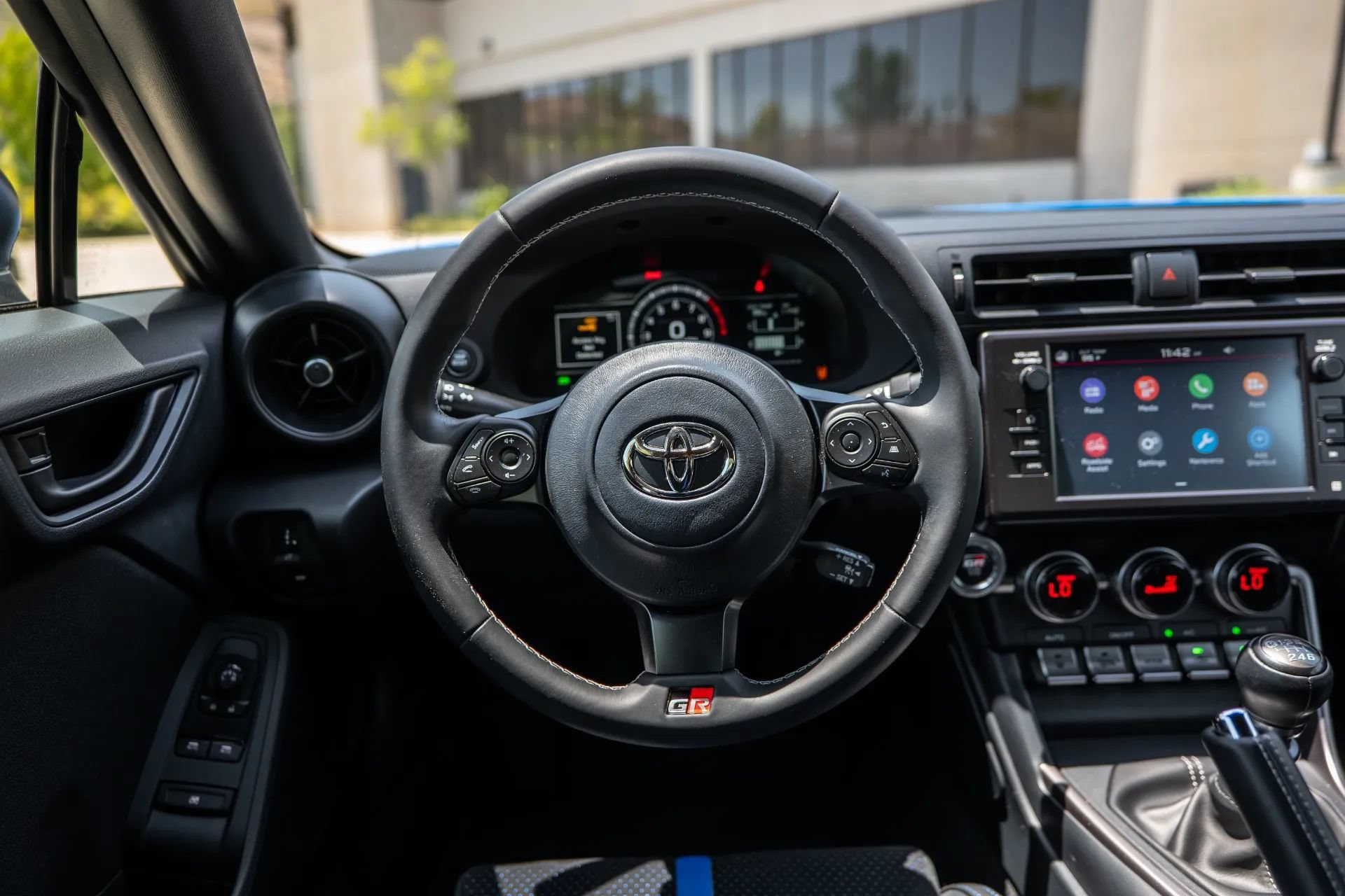 Used 2024 Toyota GR86 RWD image 25