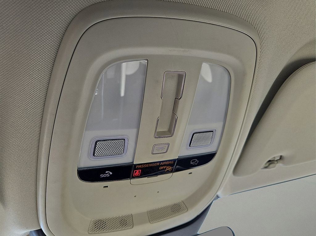 Used 2024 Volvo S60 B5 Core w/ Climate Package image 31