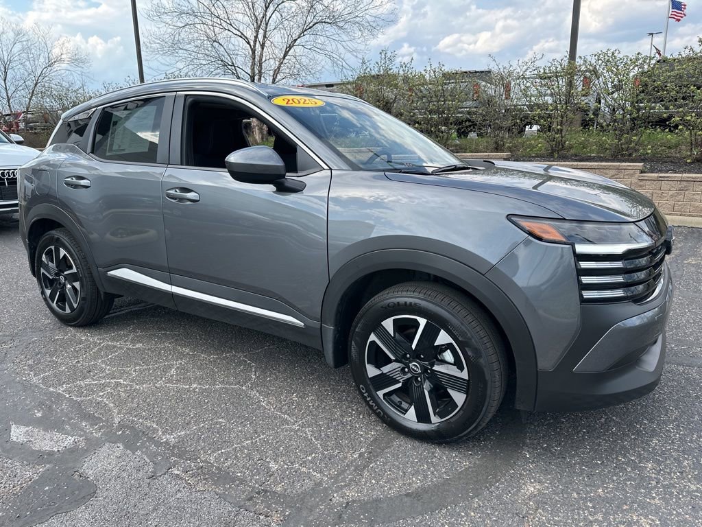 Used 2025 Nissan Kicks SV w/ SV Premium Package image 16