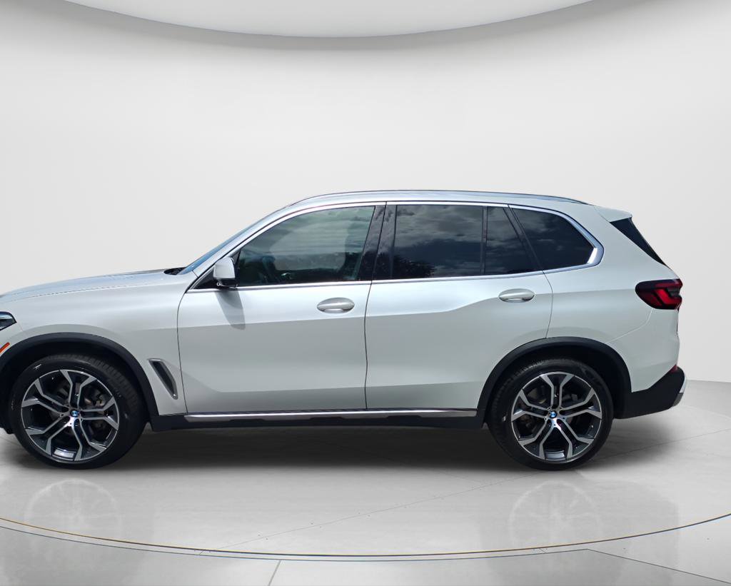 Used 2022 BMW X5 sDrive40i w/ Premium Package RWD image 8