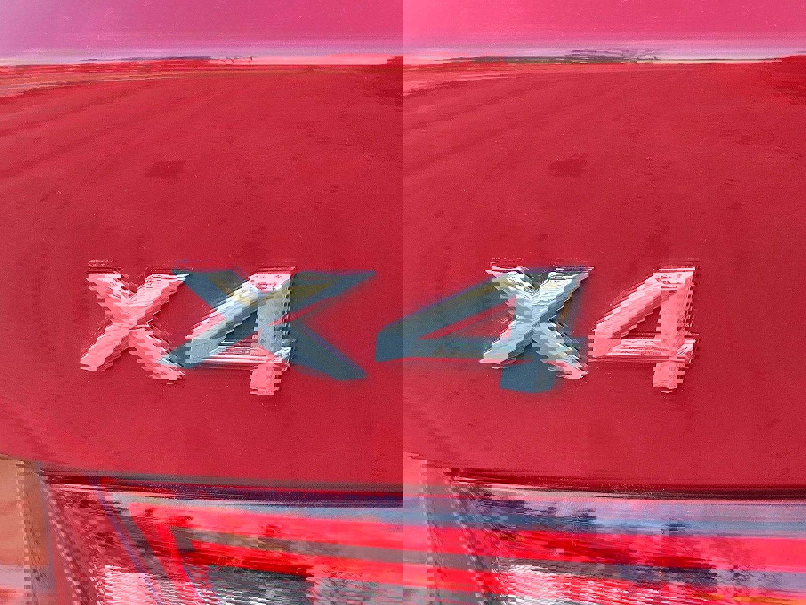 Used 2018 BMW X4 xDrive28i image 32