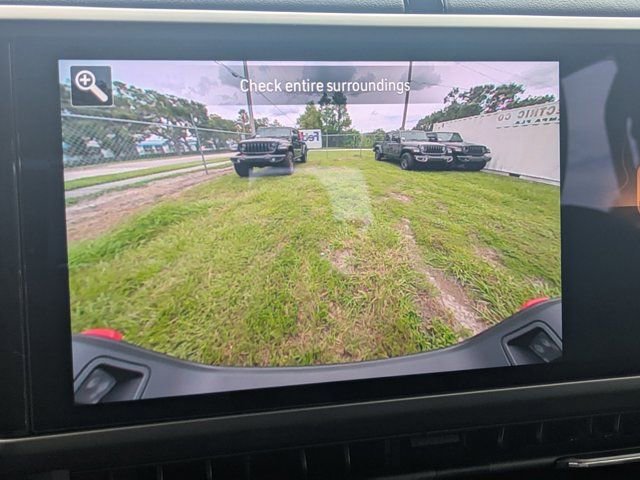 New 2025 Jeep Gladiator Mojave image 18