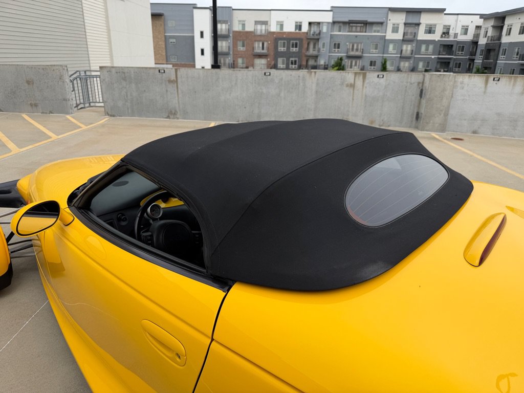Used 2000 Plymouth Prowler RWD image 9