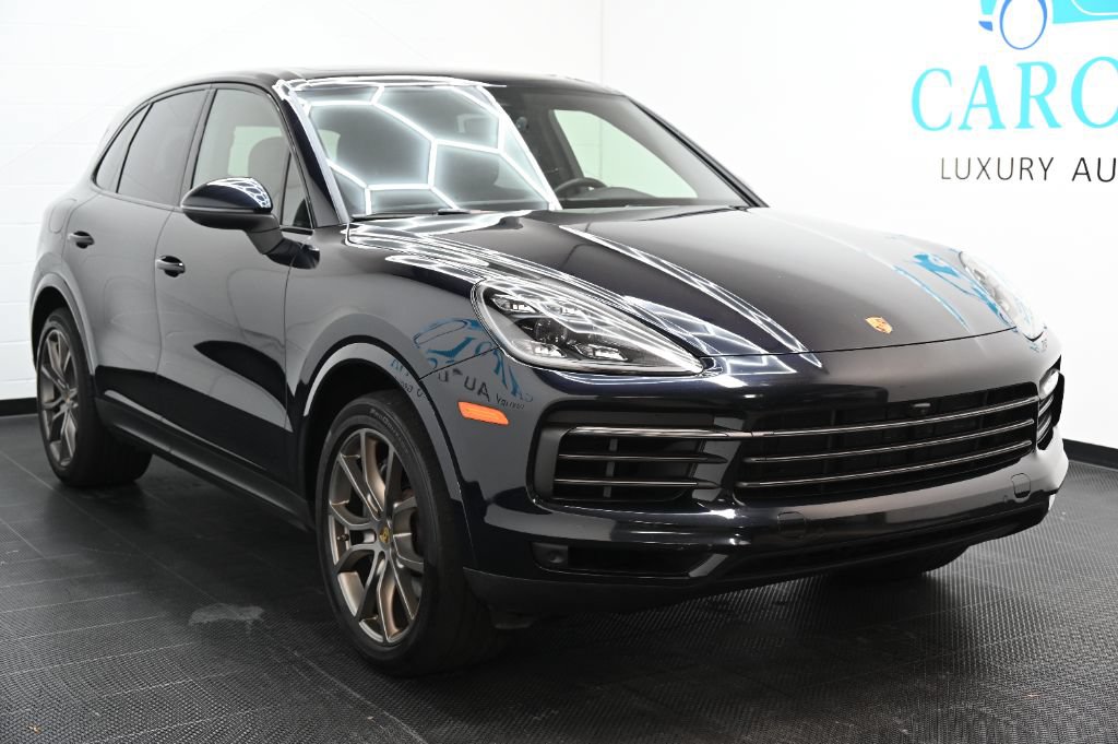 Used 2023 Porsche Cayenne S Platinum AWD/4WD image 2