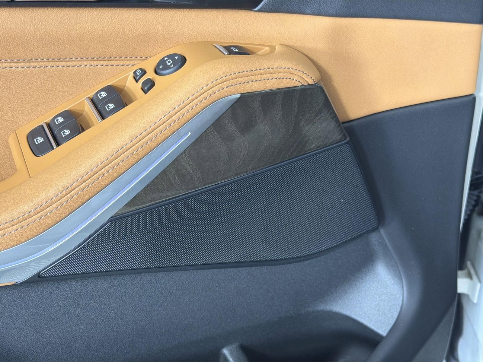 Used 2023 BMW X5 sDrive40i w/ Premium Package image 21