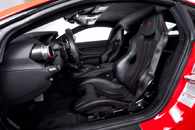 Certified 2019 Ferrari 812 Superfast RWD image 4
