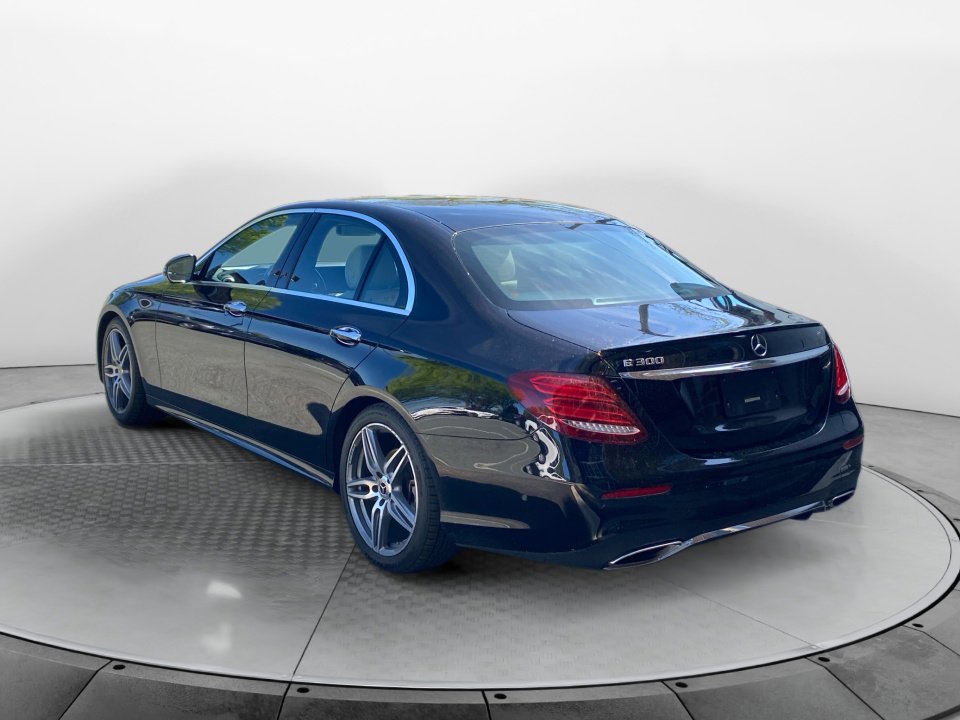 Used 2018 Mercedes-Benz E 300 image 5