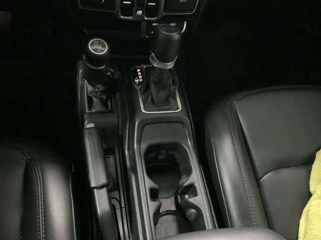 Used 2023 Jeep Wrangler Altitude image 41