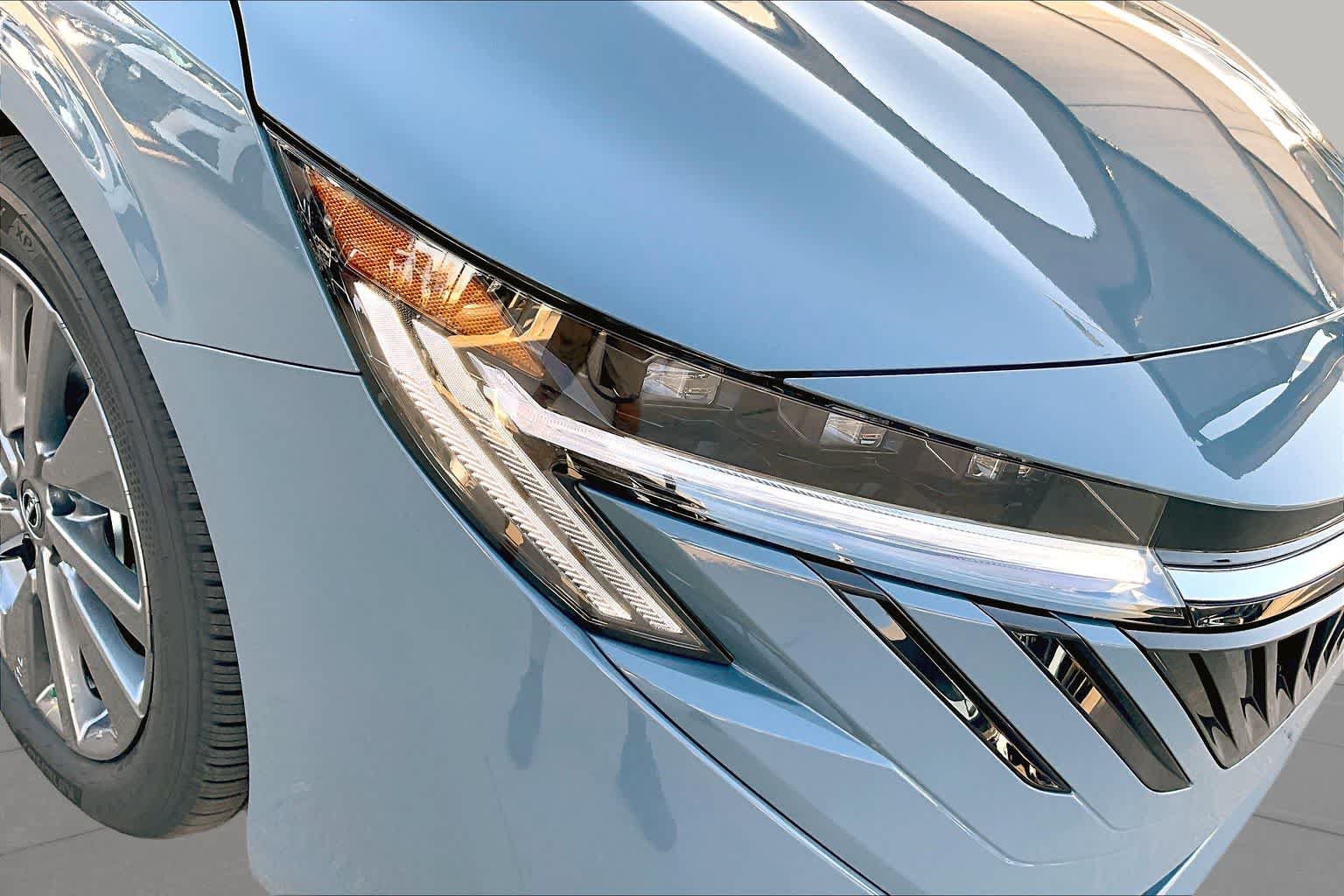 New 2026 Nissan Sentra SL w/ Floor Mat Package FWD image 13
