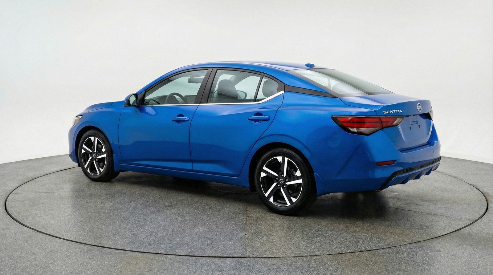 Used 2025 Nissan Sentra SV FWD image 6
