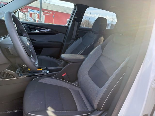 Used 2025 Chevrolet TrailBlazer LT image 10