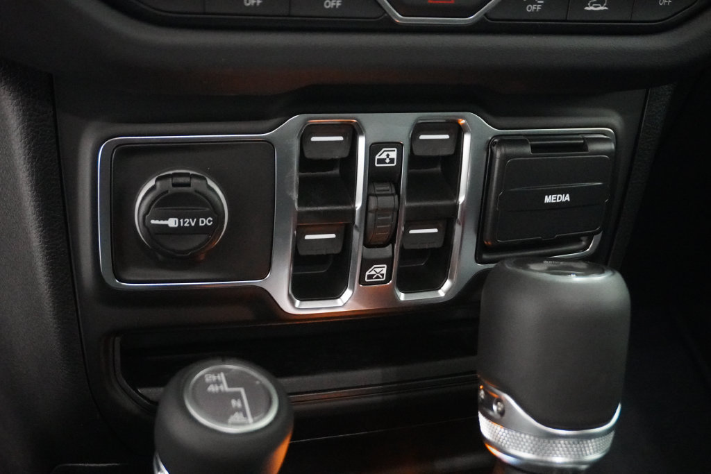 New 2027 Jeep Wrangler Unlimited Sahara AWD/4WD image 23