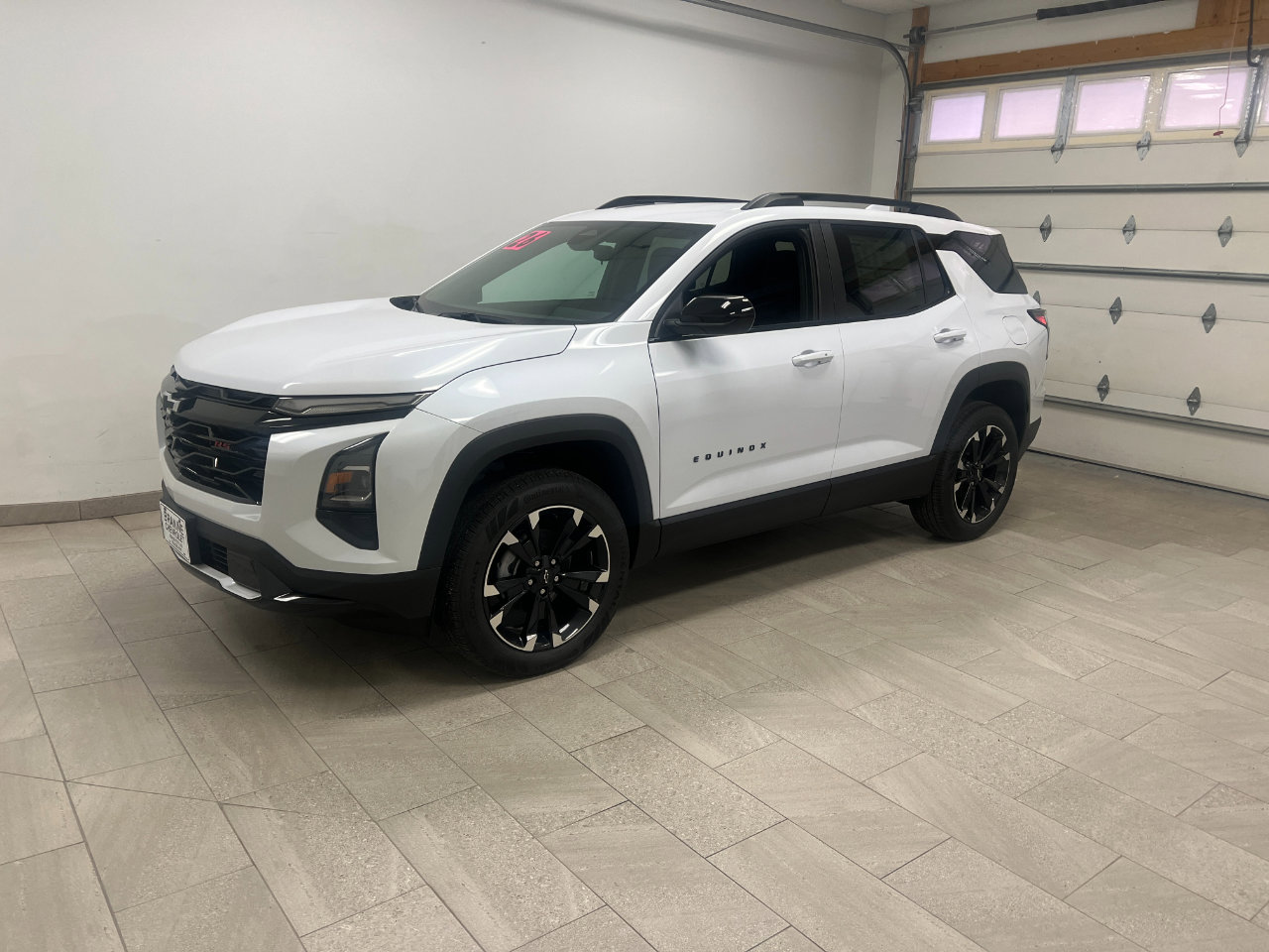 New 2026 Chevrolet Equinox RS image 2