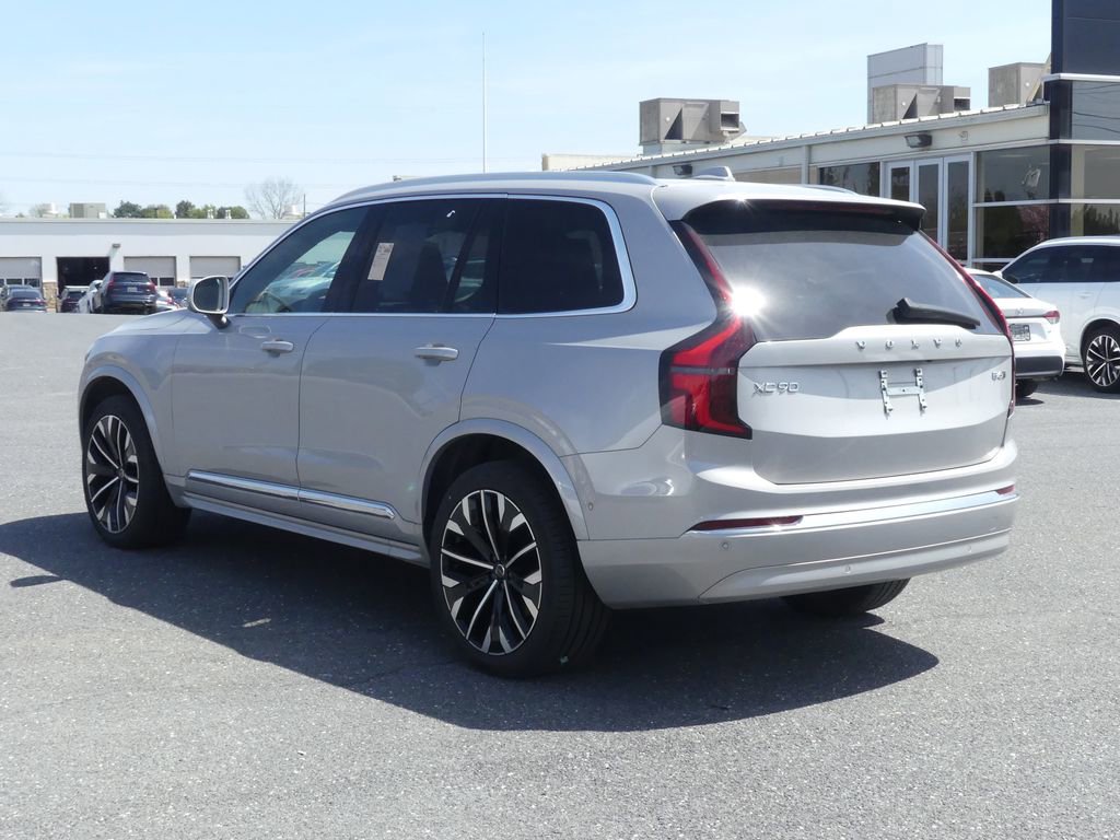 Used 2025 Volvo XC90 B6 Plus image 14