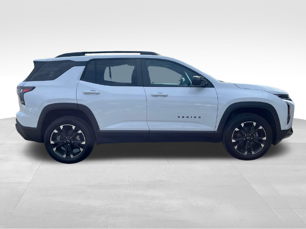 New 2027 Chevrolet Equinox RS w/ Convenience Package III AWD/4WD image 6