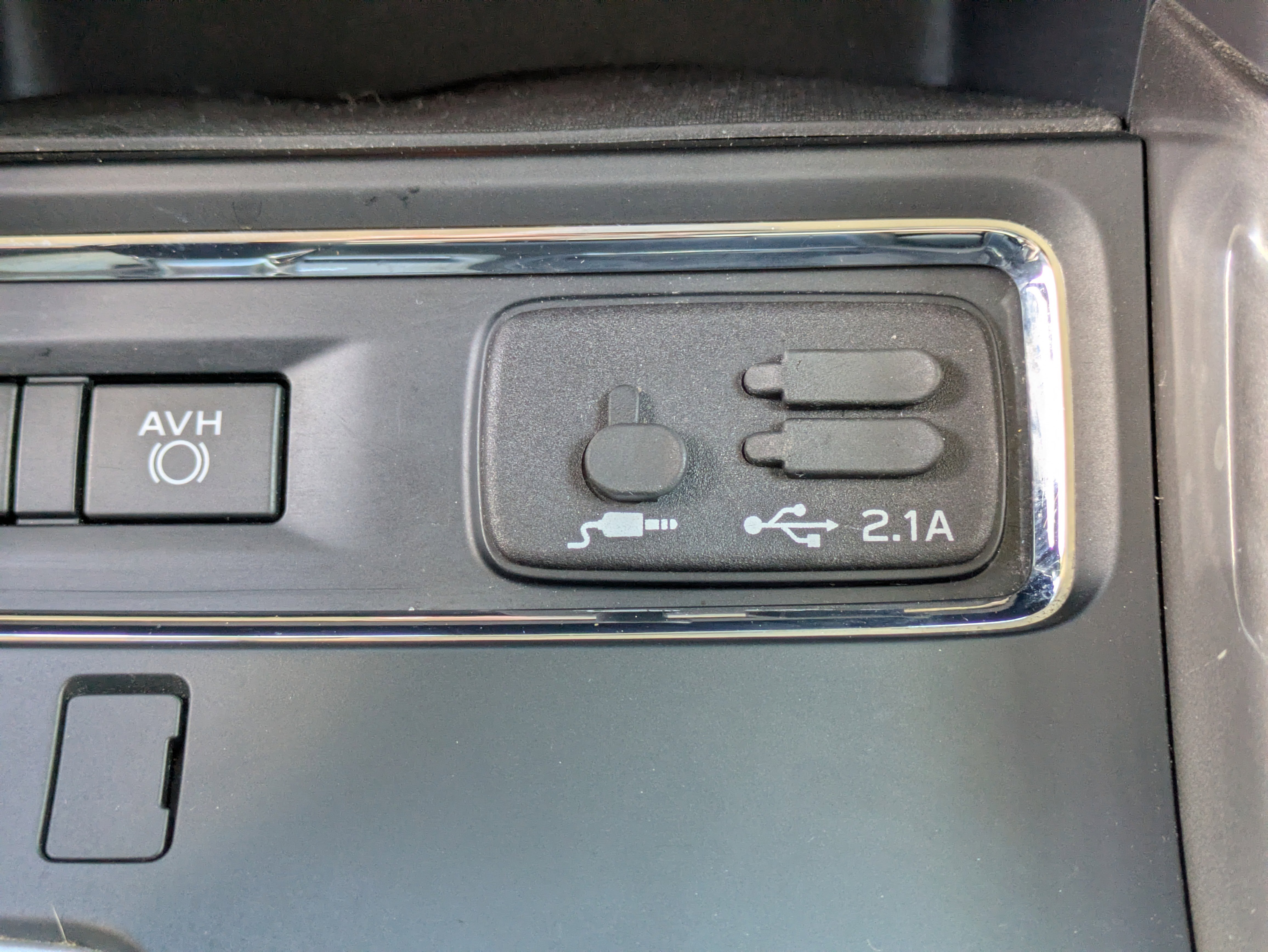 Used 2019 Subaru Ascent Premium image 32