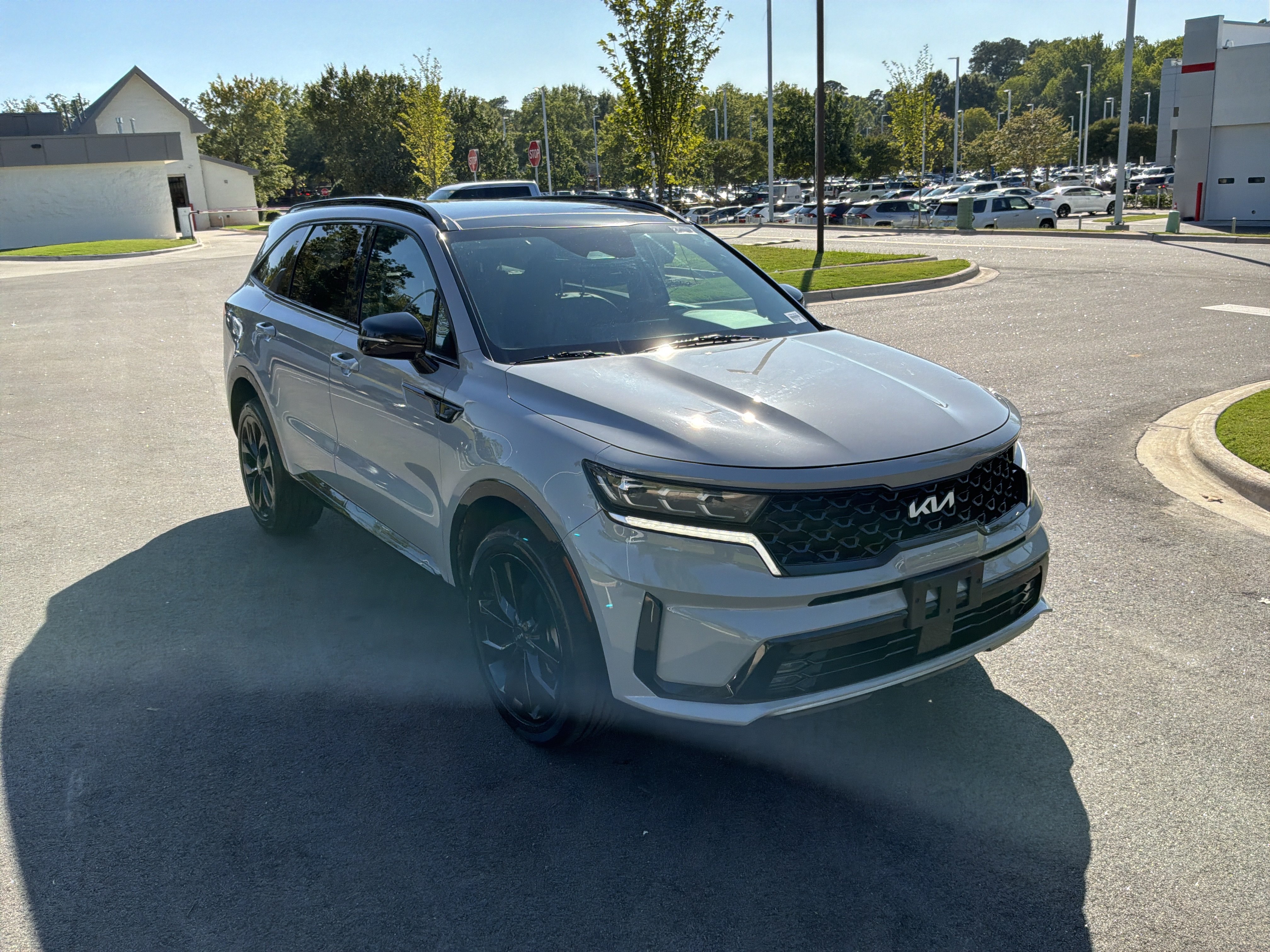 Used 2022 Kia Sorento SX AWD/4WD image 2