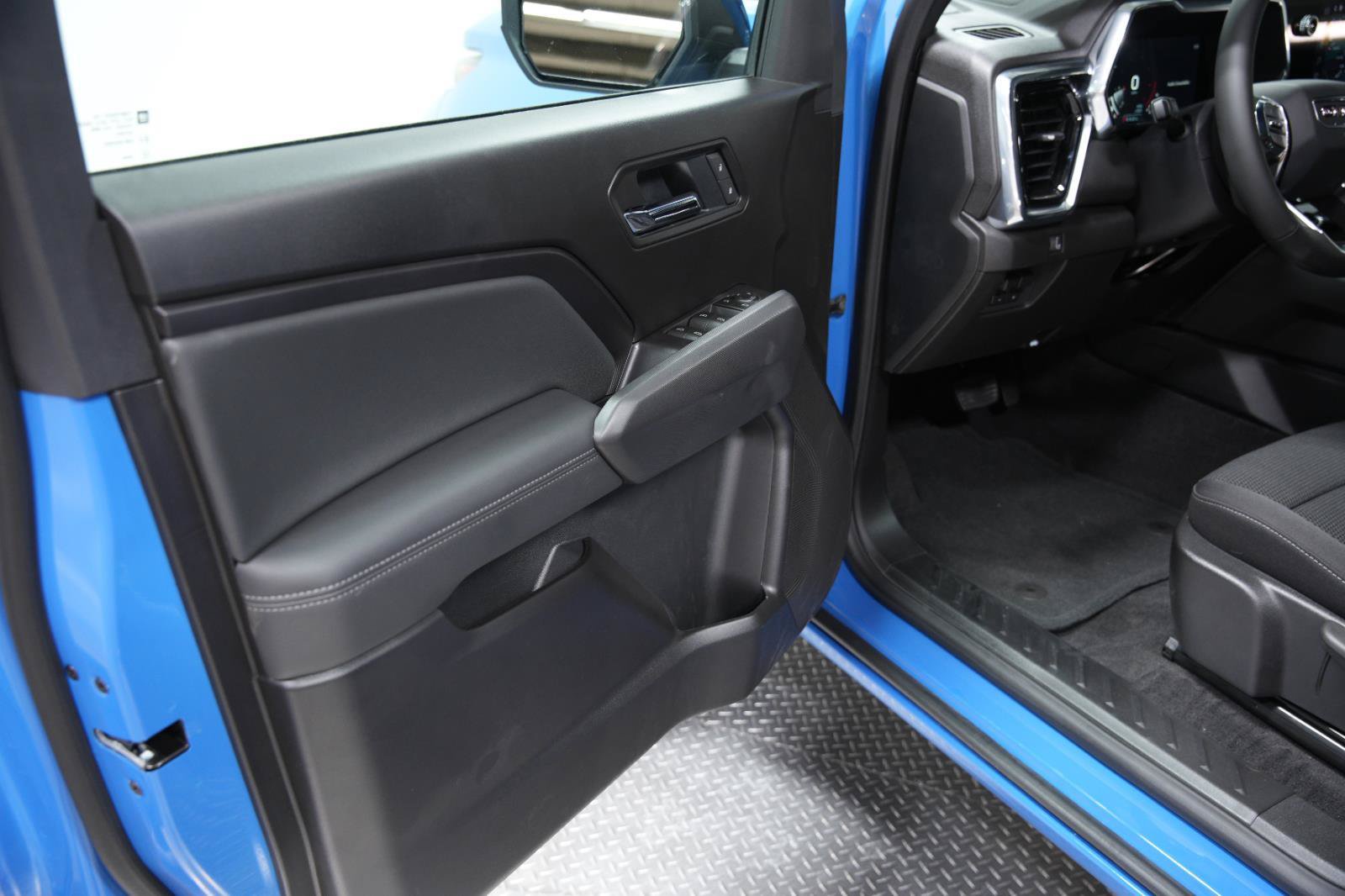 New 2026 GMC Canyon Elevation RWD image 29
